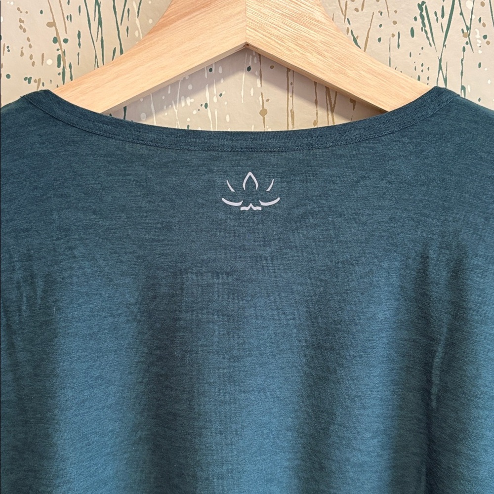 Beyond Yoga Morning Light Pullover Long Sleeve Hunter Green Nocturnal Navy sz S - Picture 4 of 6